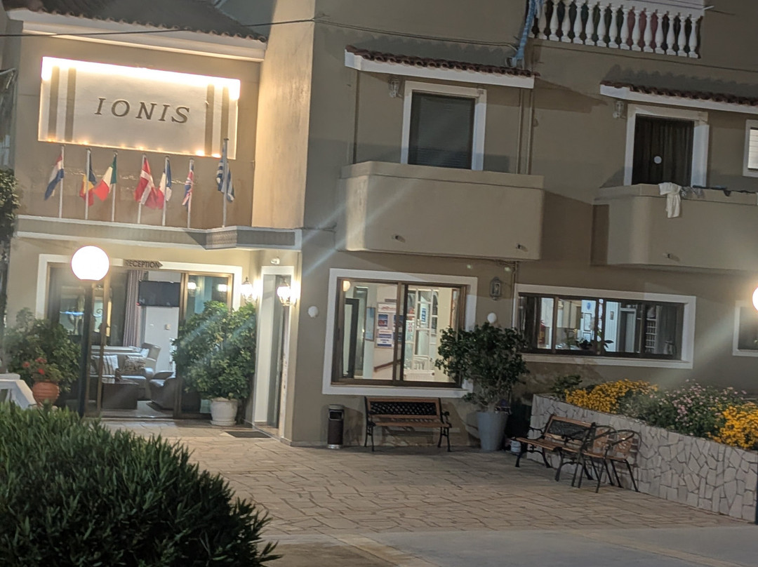 伊奥尼斯酒店主图