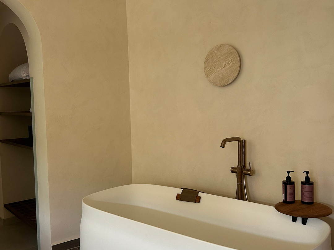 Eteon Living Suites