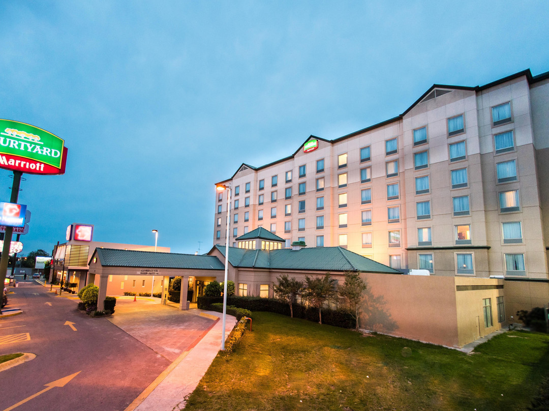 Soledad de Graciano Sanchez酒店住宿-Courtyard by Marriott San Luis Potosi