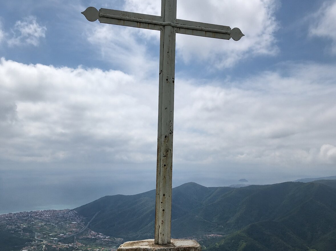Abbazia di San Pietro in Varatella-Toirano必去景点