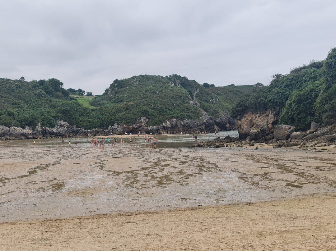 Playa de Poo-Poo de Llanes必去景点