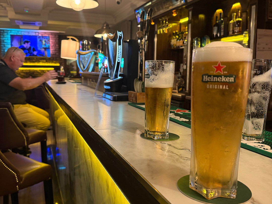 贝尔桥楼酒店主图