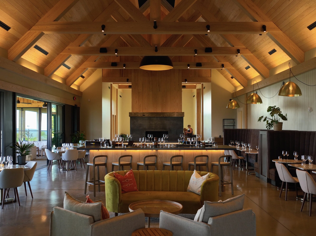 Crimson Lane Vineyards-Linden必去景点