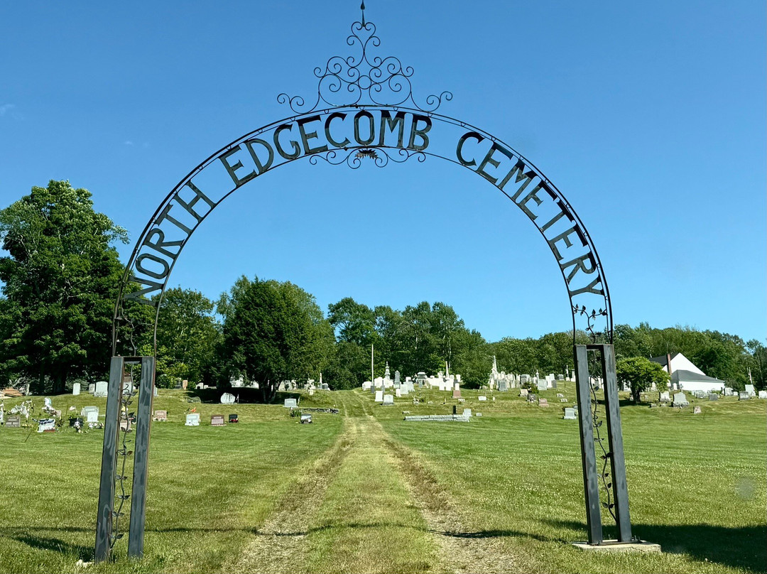 North Edgecomb Cemetery-Edgecomb必去景点