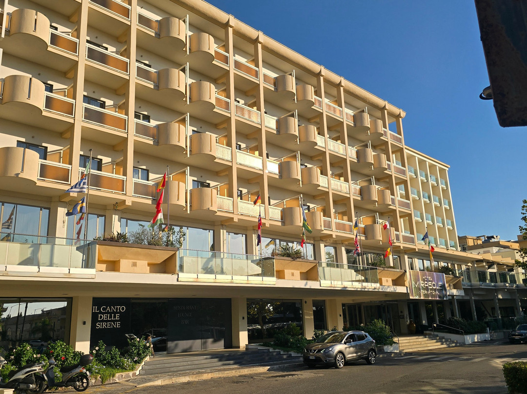 米拉索尔国际酒店主图