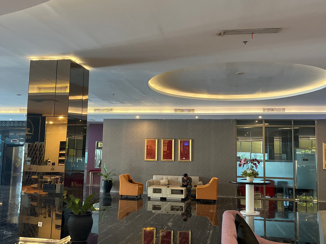 巴厘巴板酒店及会议厅主图
