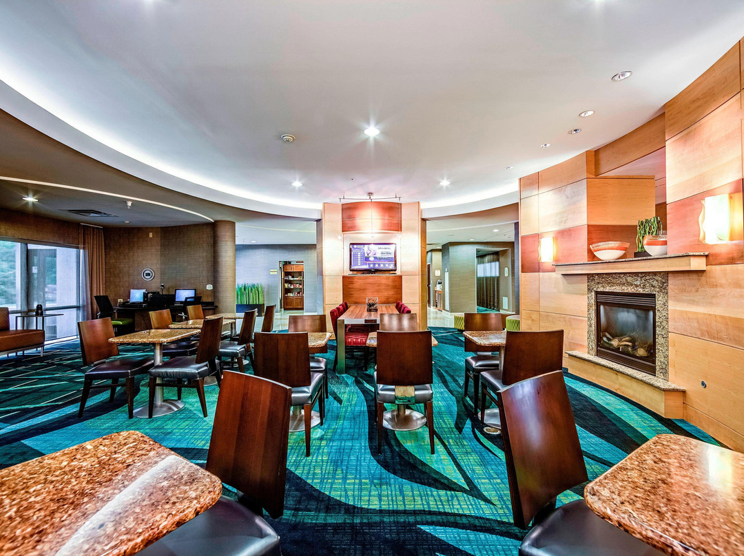 代顿南/迈阿密斯堡春季山丘套房主图