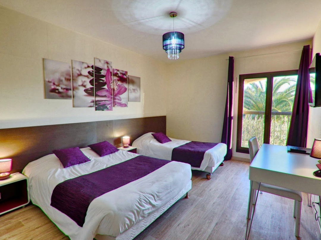 卢贝新城酒店住宿-Logis Hôtel Perla Riviera