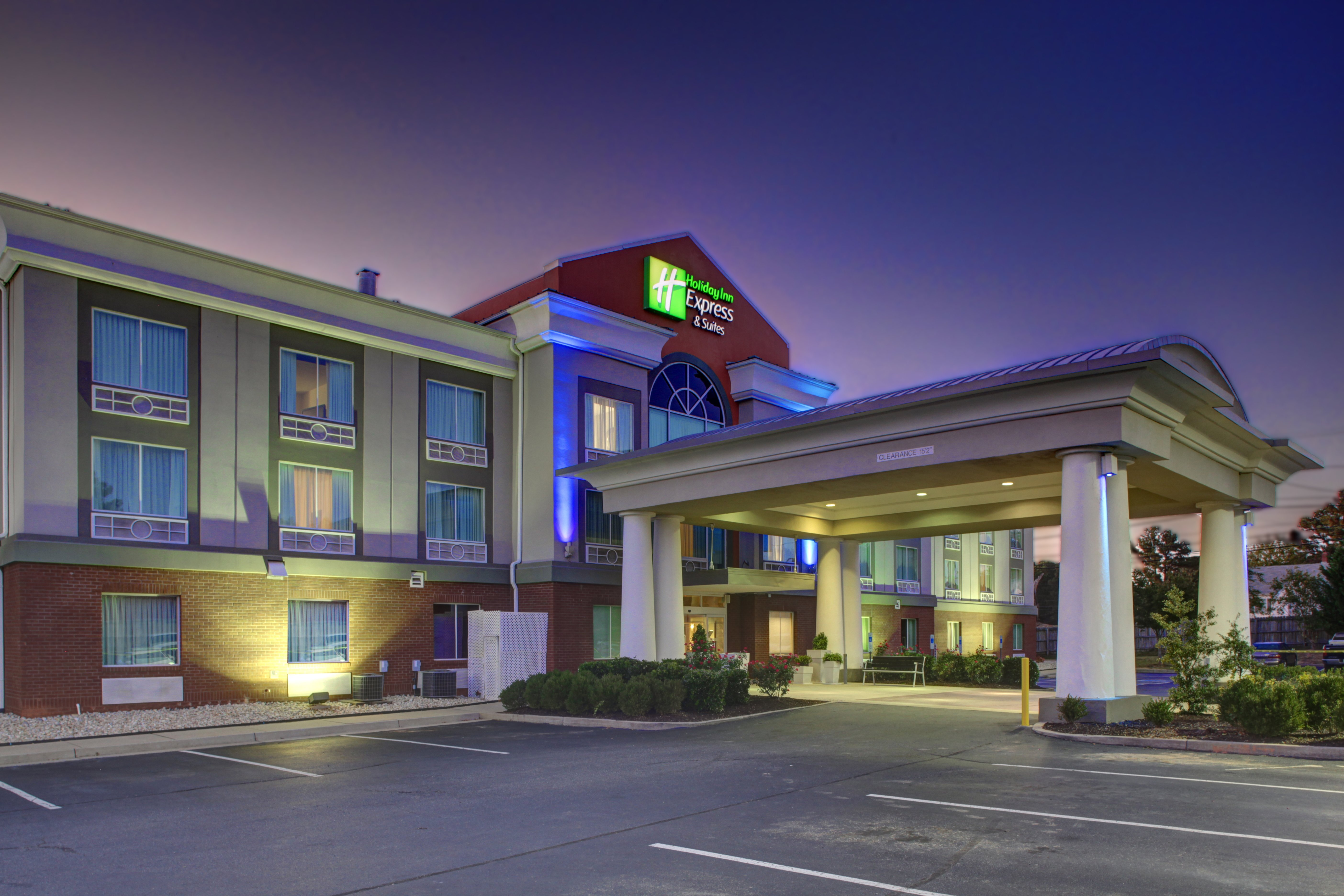 Holiday Inn Express & Suites Emporia By IHG-官方