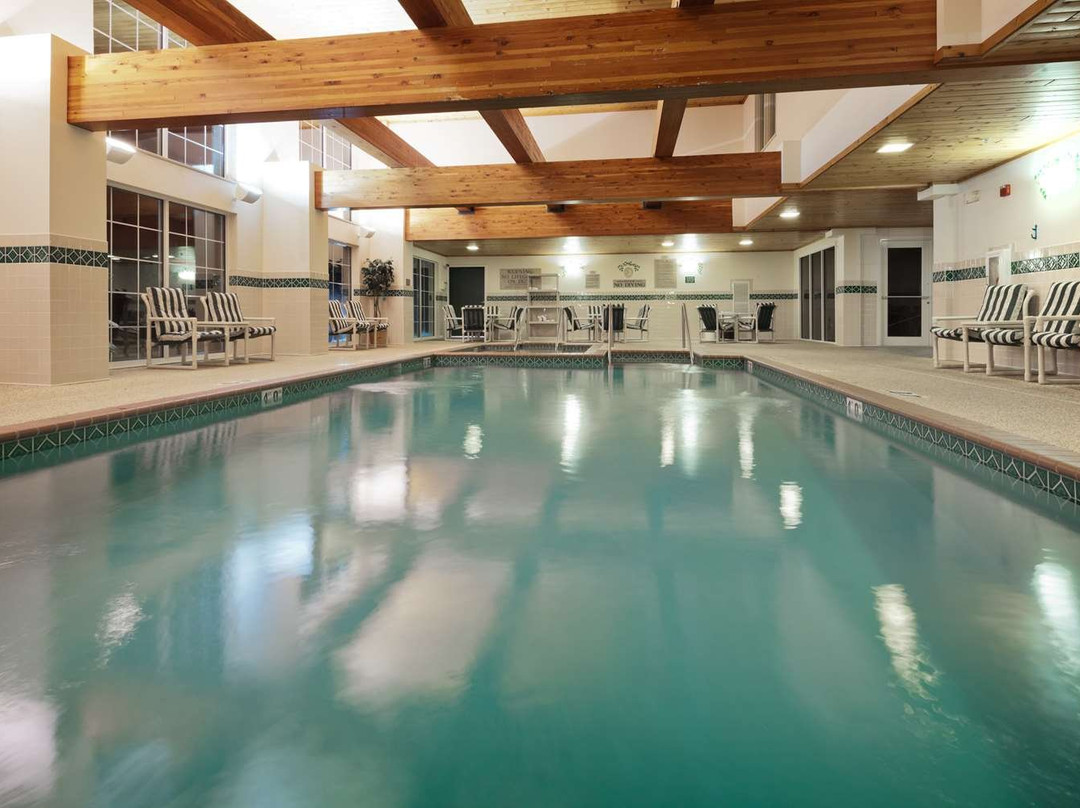 Holiday Inn Express & Suites Port Washington主图