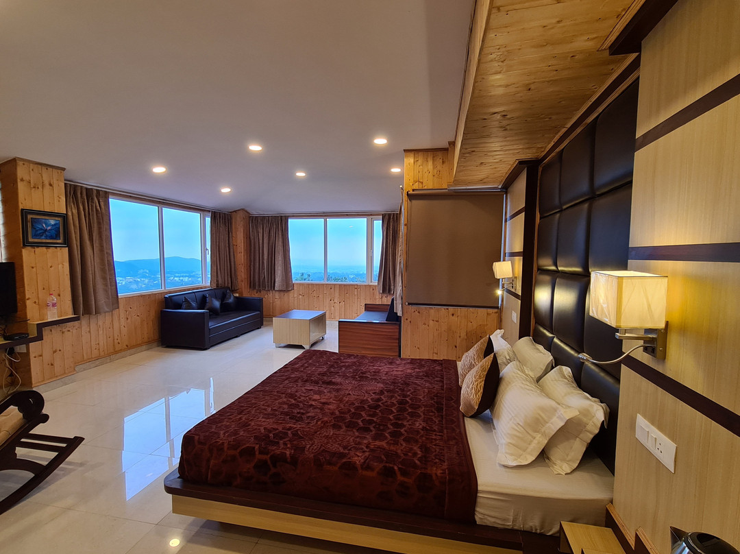 拉吉普尔之巅酒店主图