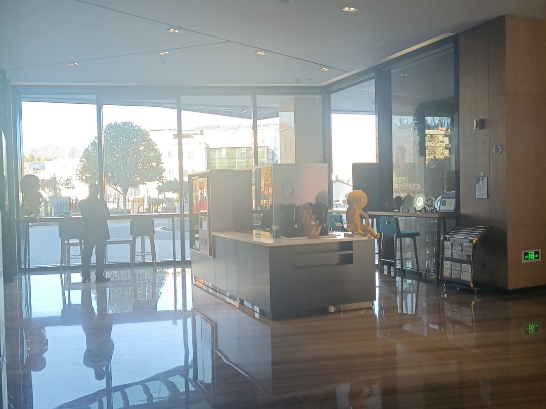 栾川智选假日酒店主图