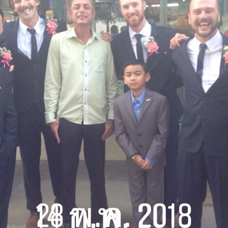 派斯里酒店主图