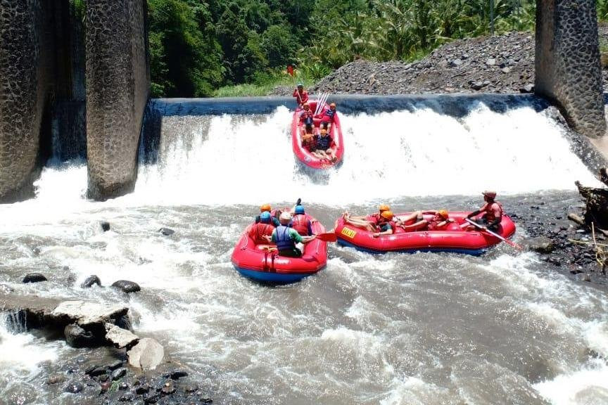 Telaga Waja Rafting Bali景点图片