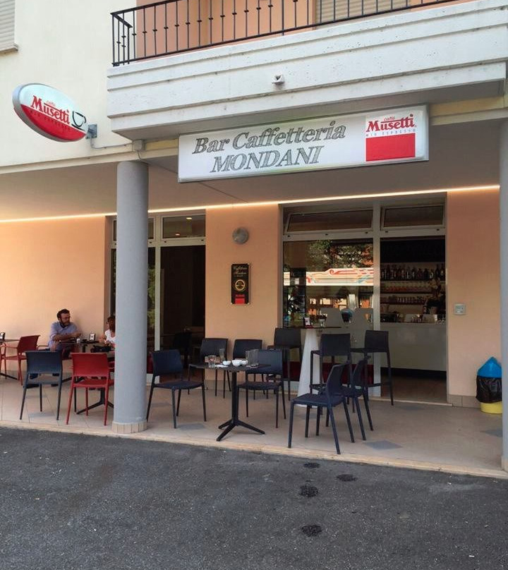 Mezzano Scotti餐馆和美食-Bar Caffetteria Mondani