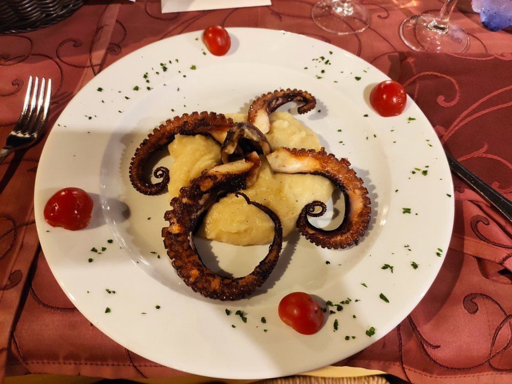Rigolizia餐馆和美食-La Montagnola Di Polizzi Giuseppa