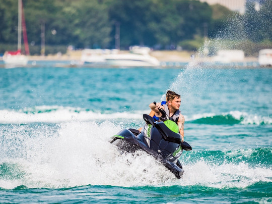 Next Wave Watersports-芝加哥必去景点