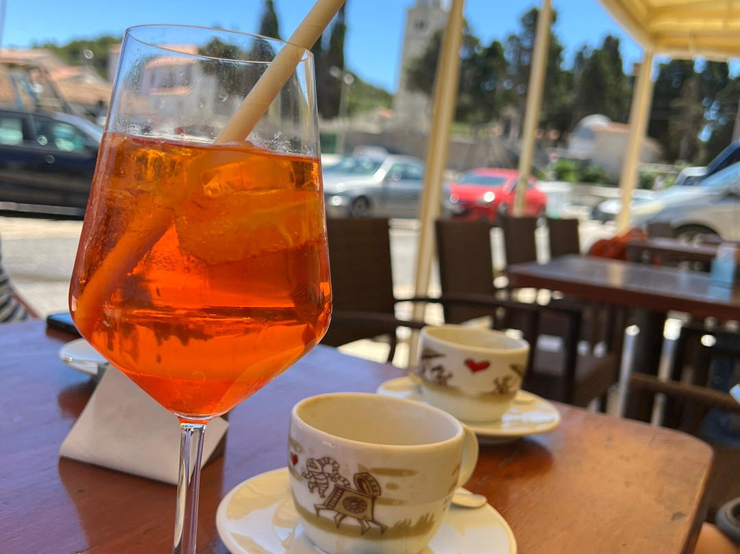 Cafe Bar Sveti Martin