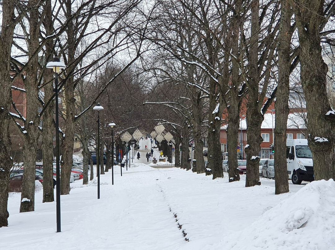 Linden Esplanade-科特卡必去景点