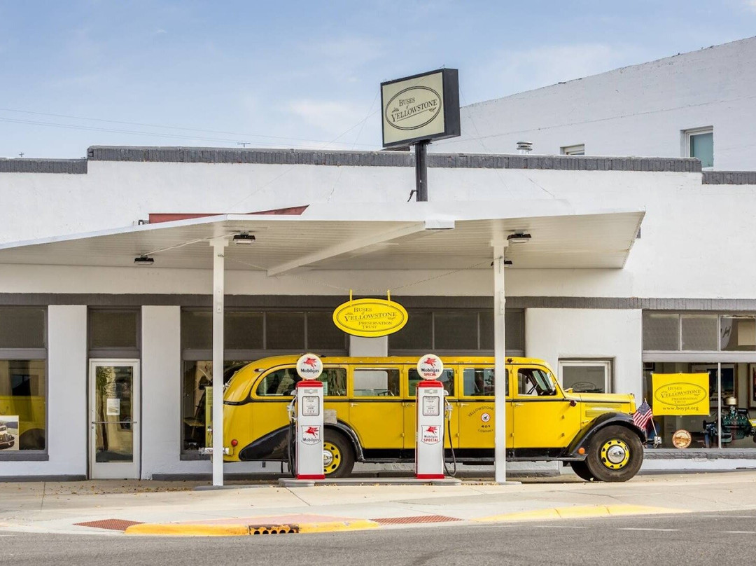 Buses of Yellowstone Preservation Trust-雷德洛治必去景点