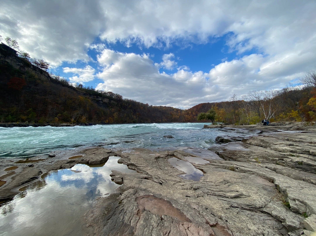 魔鬼洞州立公园-尼亚加拉大瀑布必去景点