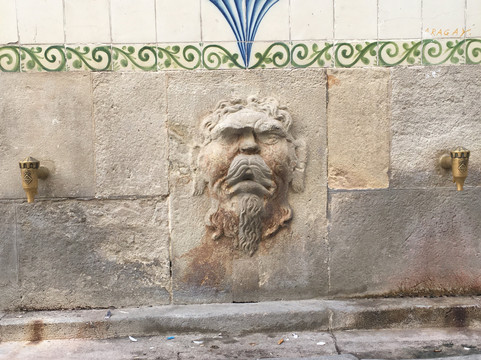 Font de Santa Anna-巴塞罗那必去景点