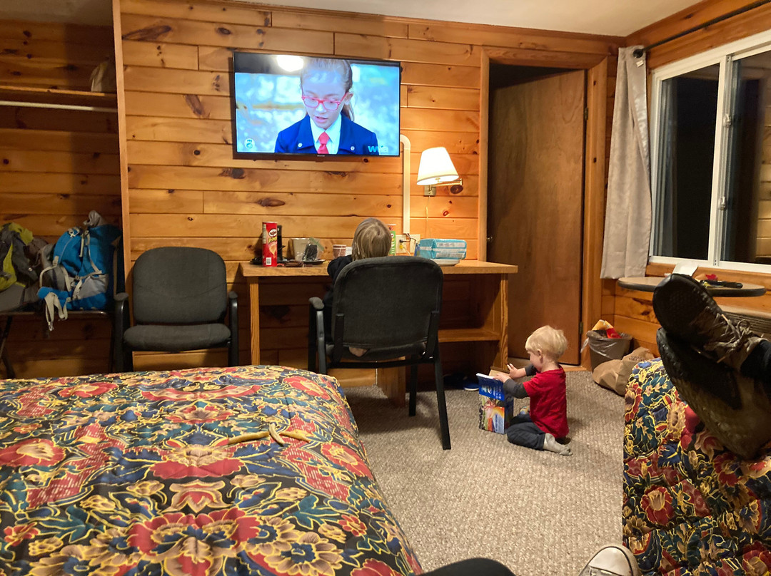 Smith's Colonial Motel主图