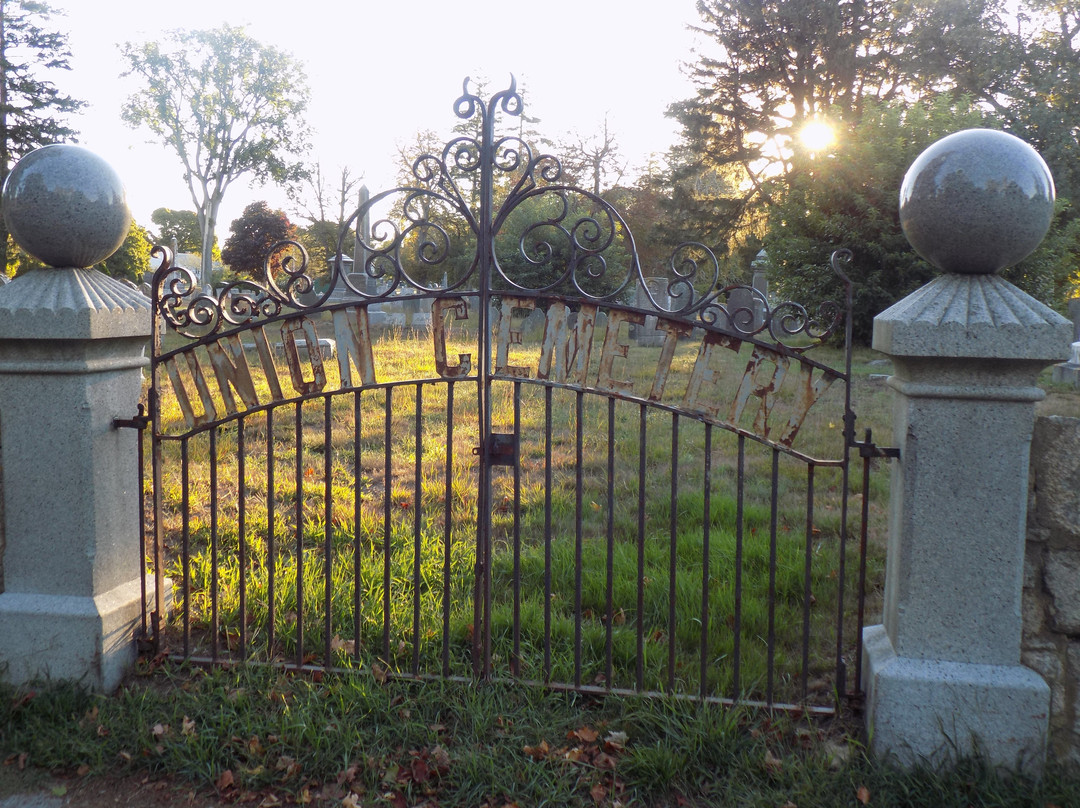 Union Cemetery景点图片