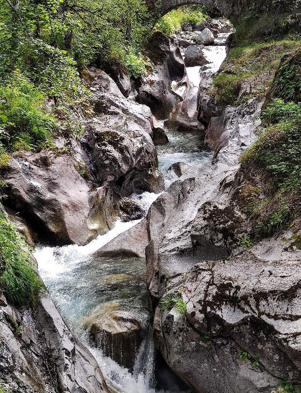 Les Oulles du Diable景点图片