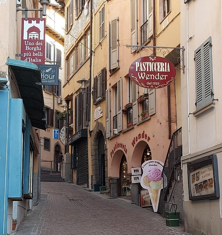 Scalinata Cavallotti-洛韦雷必去景点