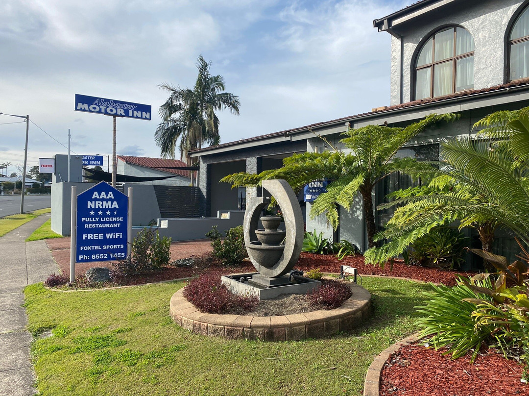 Alabaster Motor Inn主图