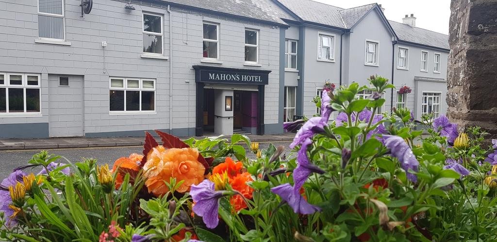 Mahon's Hotel-浴室