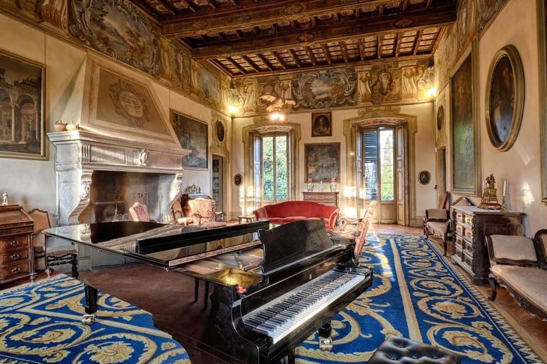 Palazzo Bassi Brugnatelli-Robbiate必去景点
