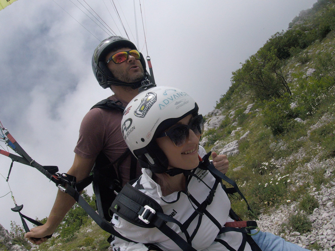 Paragliding Beauty Montenegro景点图片