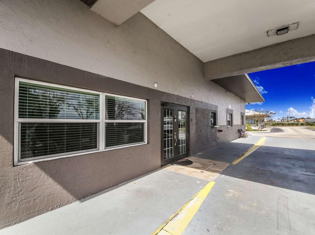 Rodeway Inn & Suites主图