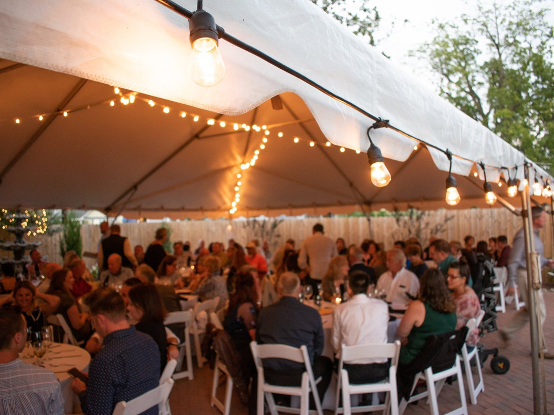 The Jarvis At 220主图