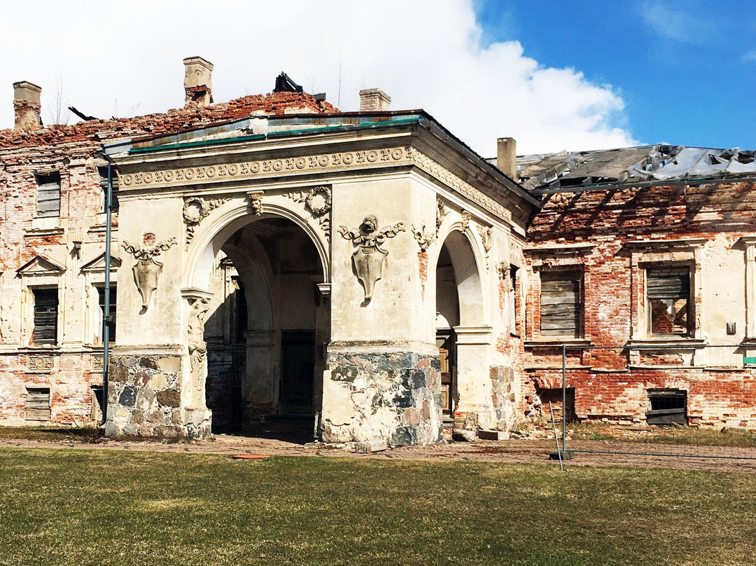 Gulbene White Palace-Gulbene必去景点