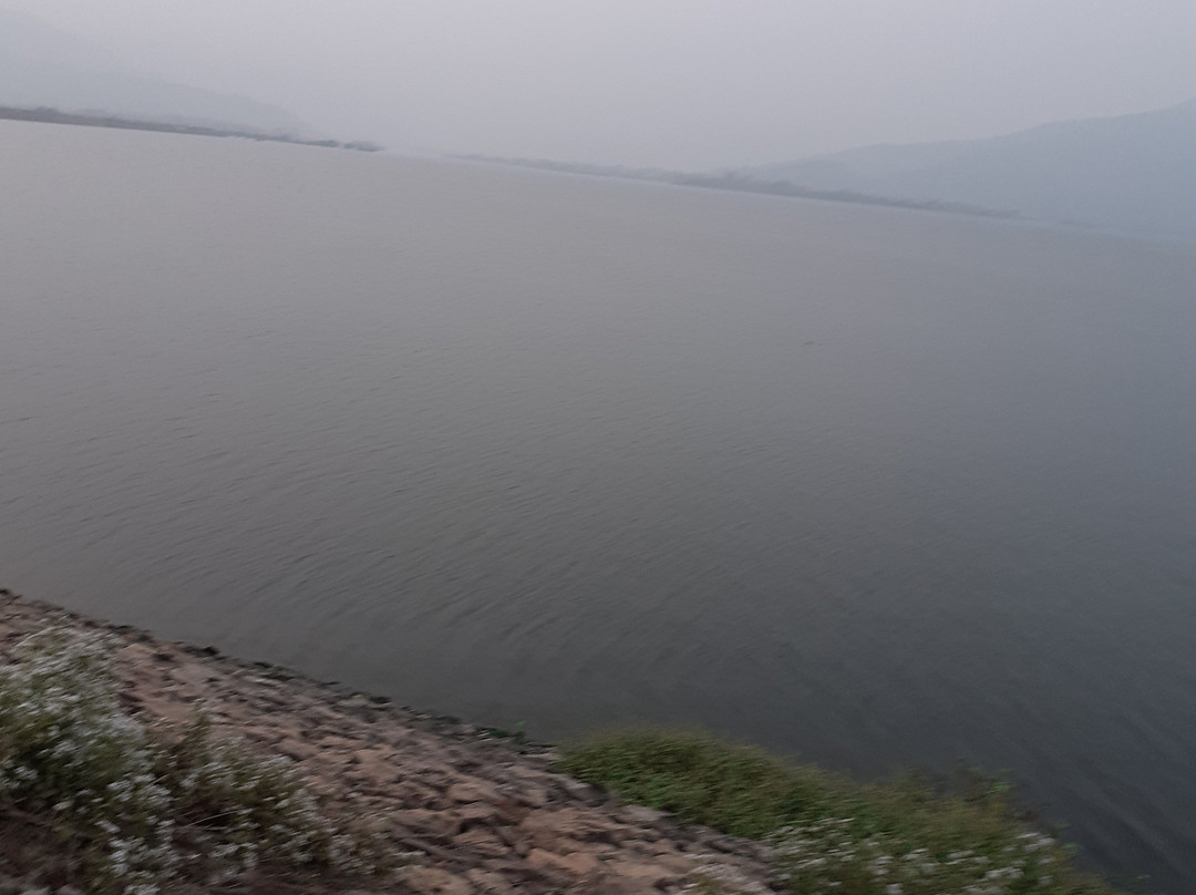 Lambasingi景点图片