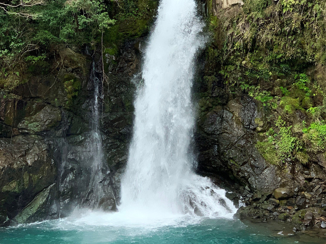 Odaru Kawzu Seven Waterfalls景点图片
