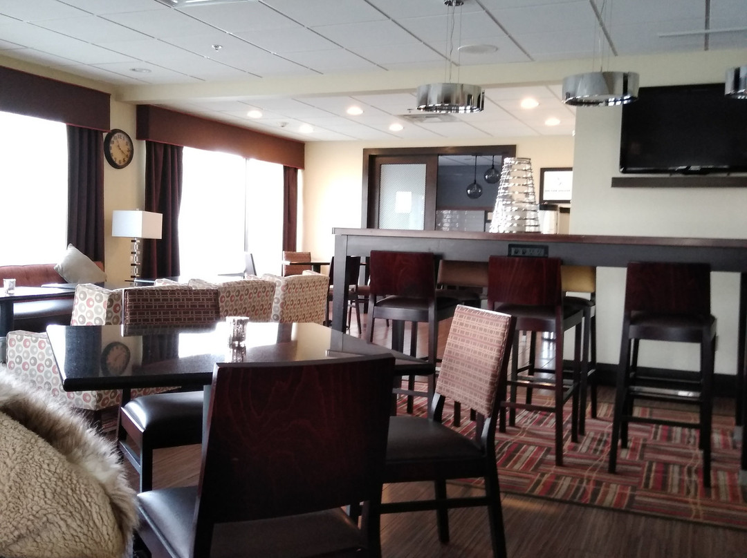 Hampton Inn Uniontown主图