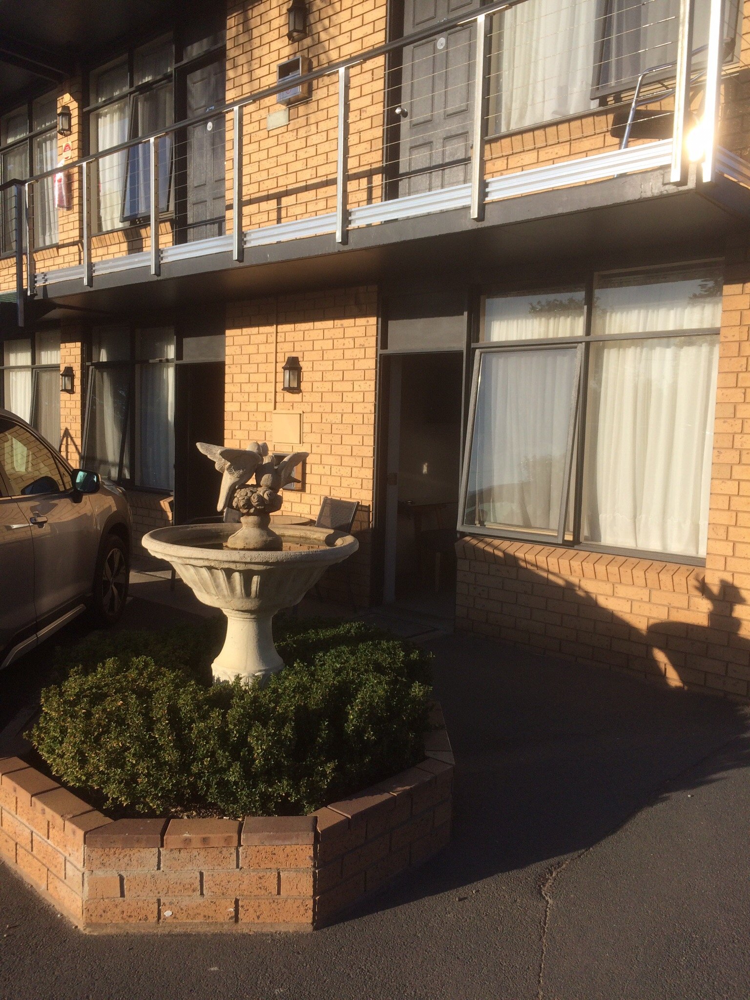Avondel Motor Inn-官方