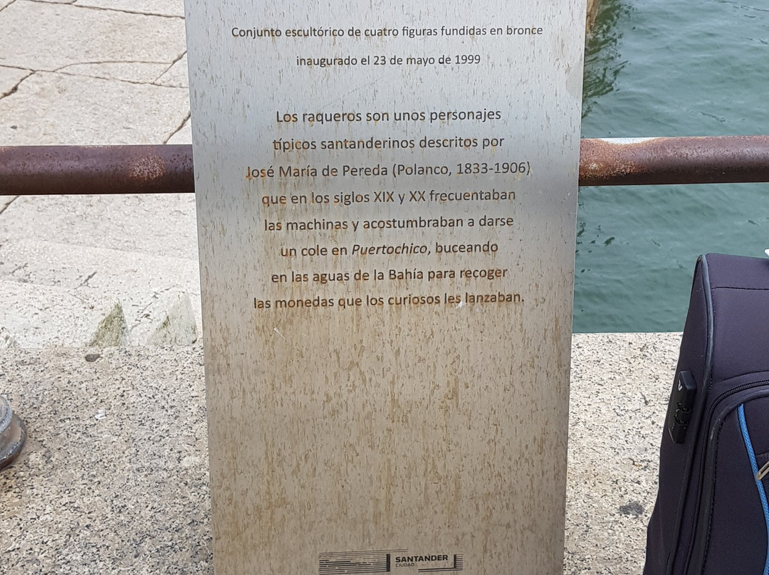 Monumento a Los Raqueros-桑坦德必去景点