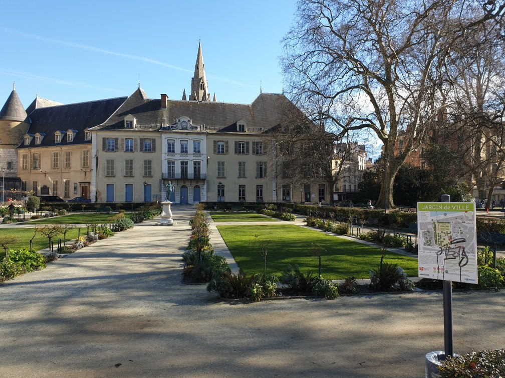 Jardin de Ville景点图片