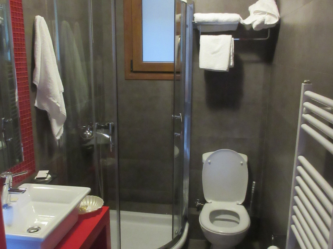 Lagadia 4 Seasons Hotel主图