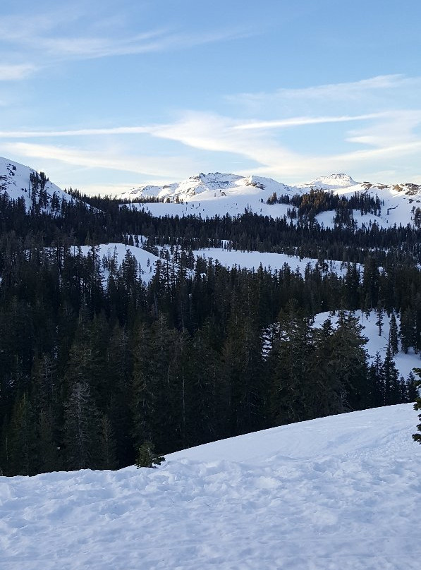 Zephyr Cove Resort Snowmobiling Tours-Zephyr Cove必去景点