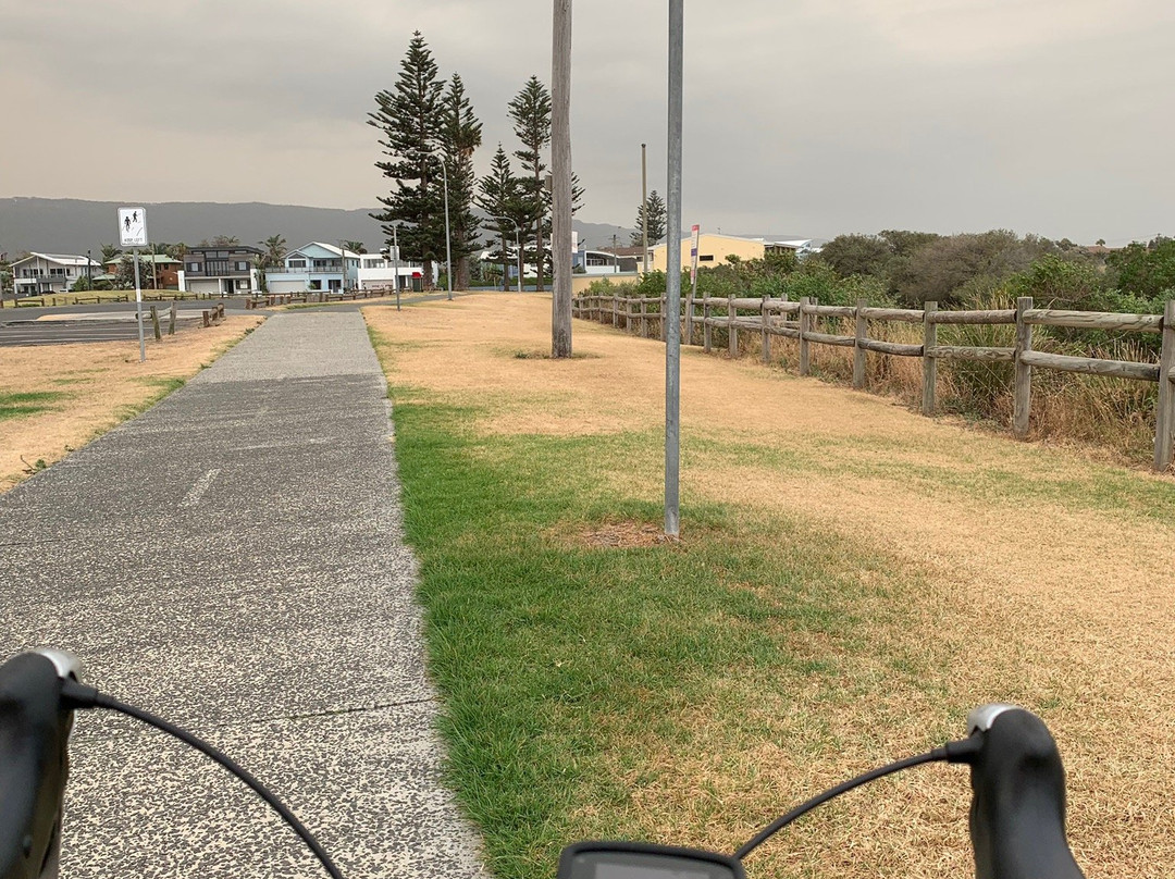 Wollongong To Thirroul Bike Track-卧龙岗市必去景点