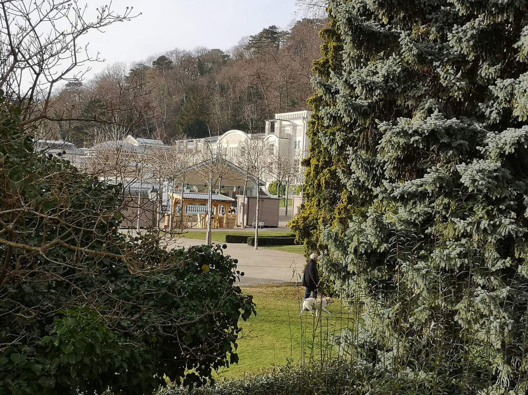 At the Park Hotel主图