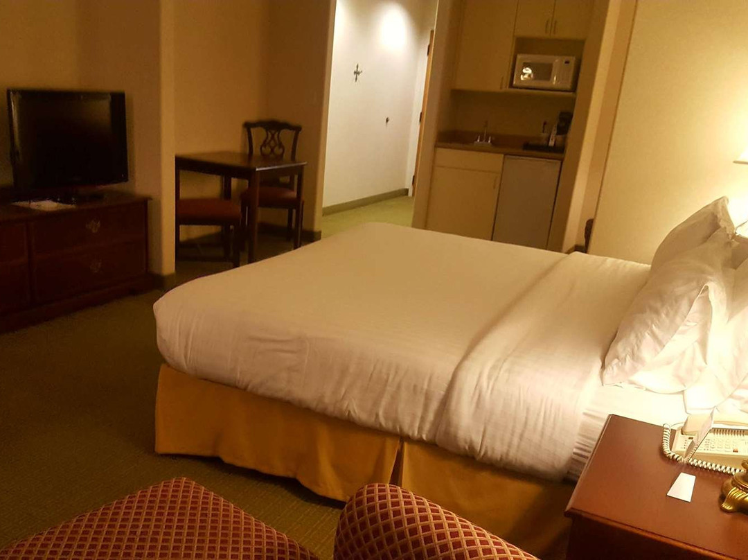 Baymont by Wyndham Belen NM主图