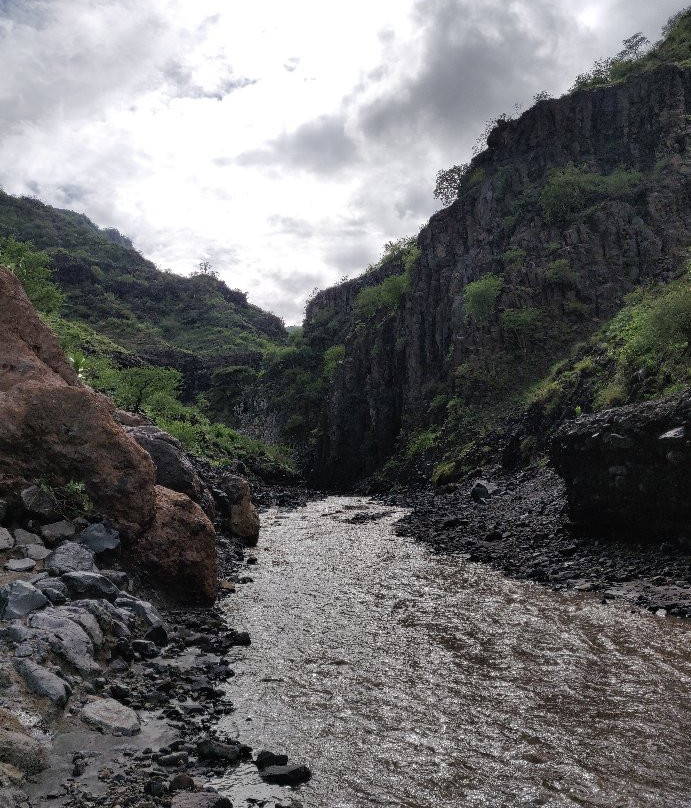 Engare sero waterfall-阿鲁沙必去景点