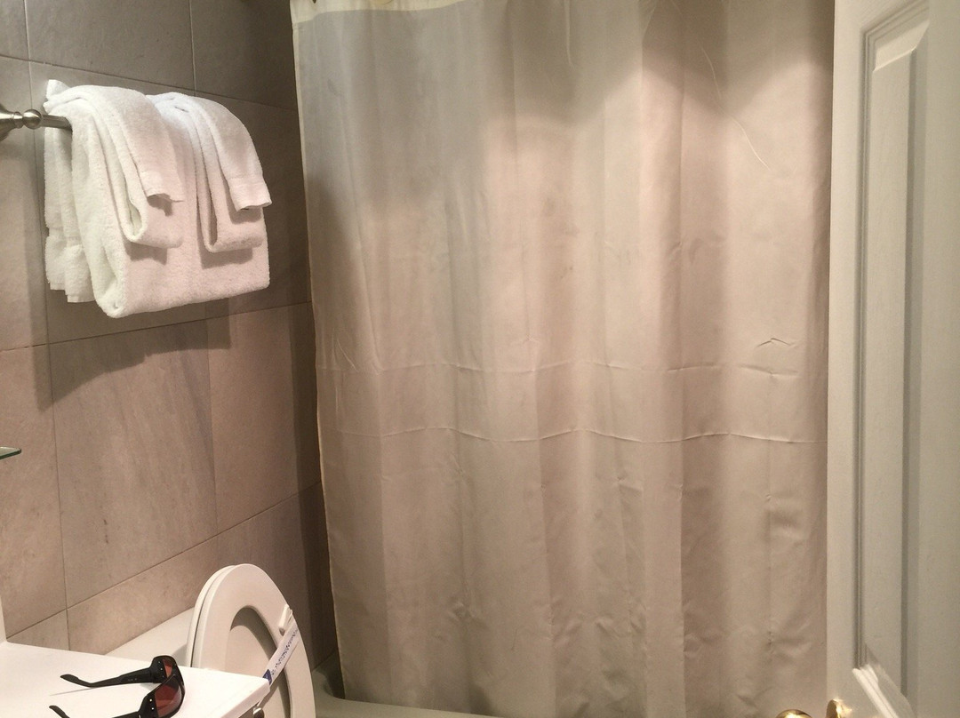 Sportsman's Lodge主图